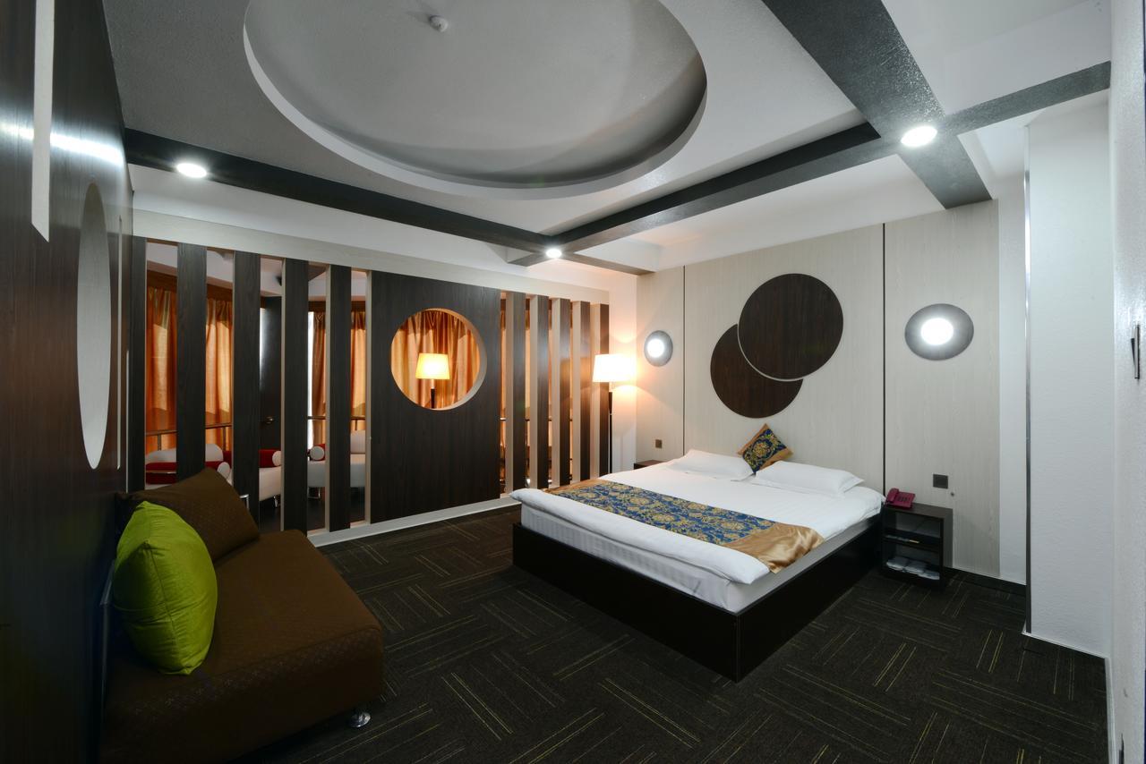 Zolo Hotel Oelan-bator Buitenkant foto
